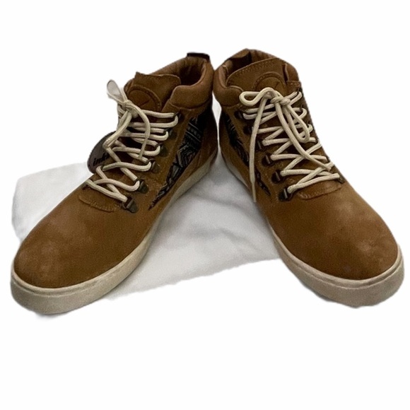 NWT- Inkkas Tan Suede camping boots. Size 12 - Picture 8 of 12